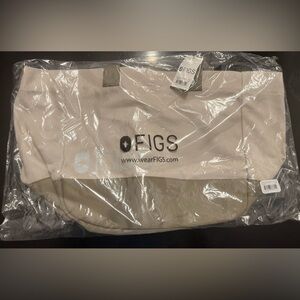 Figs Tote in color “Bone”